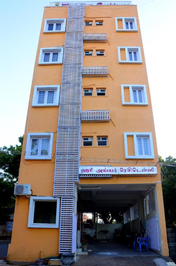 Готель Hari Iyer Residency Тіруччендур Екстер'єр фото